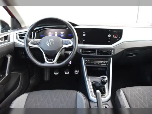 Volkswagen Polo TSI Goal LED - Navi