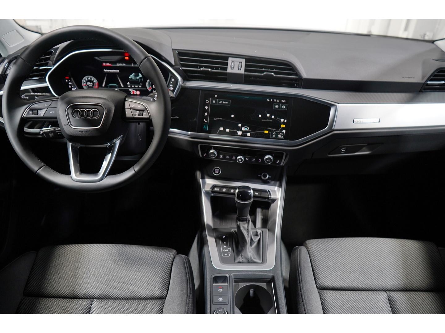 Audi Q3 35 TFSI S-Tronic