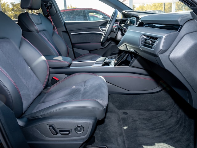 Audi Q8 e-tron 55 Quattro S-Line Sportback