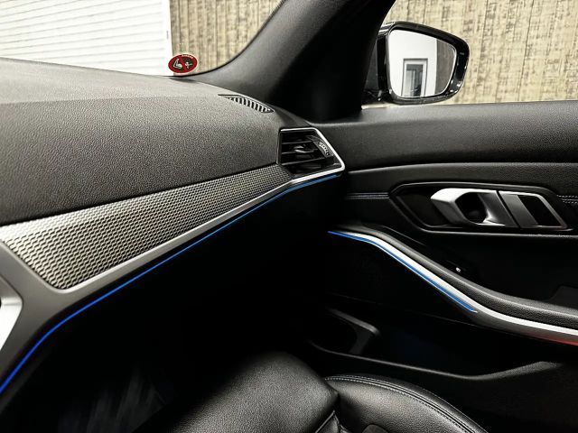 BMW 330 330e Touring