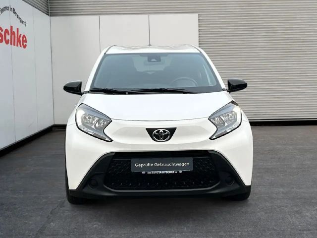 Toyota Aygo X Business