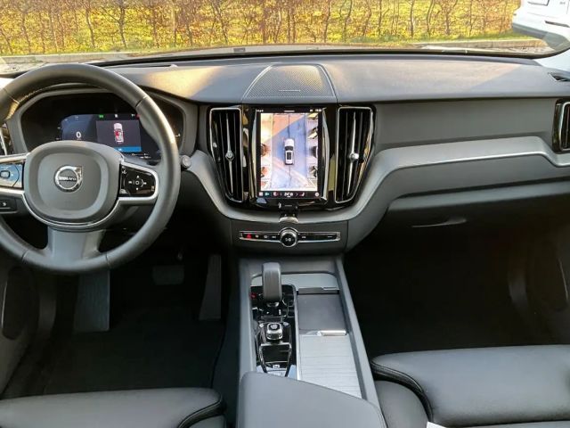Volvo XC60 AWD Dark Plus T6