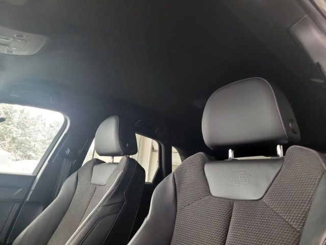 Audi Q3 45 TFSI Hybride S-Line