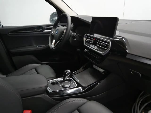 BMW X3 xDrive30e