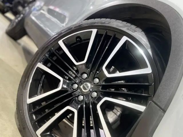 Volvo XC40 Dark Ultra