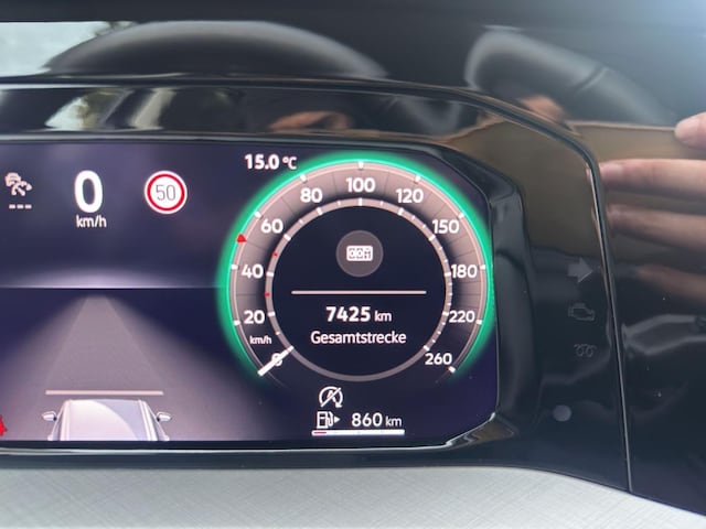 Volkswagen Golf 1.5 eTSI DSG Life Variant