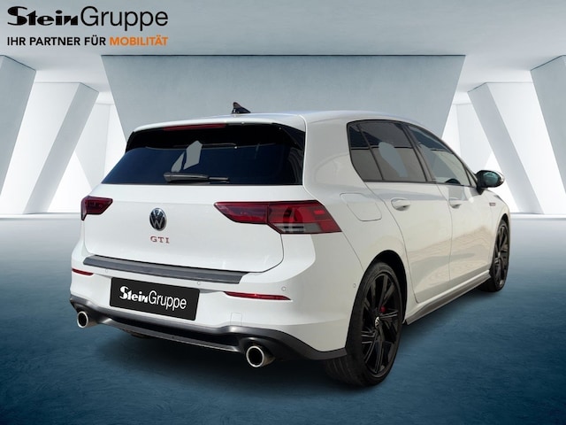 Volkswagen Golf 2.0 TSI DSG Golf VIII