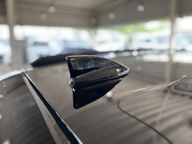 Renault 4 Comfort E-Tech Iconic