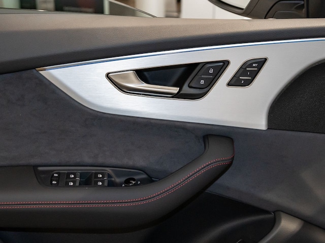 Audi Q8 55 TFSI Quattro