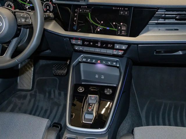 Audi A3 30 TFSI S-Line S-Tronic Sedan