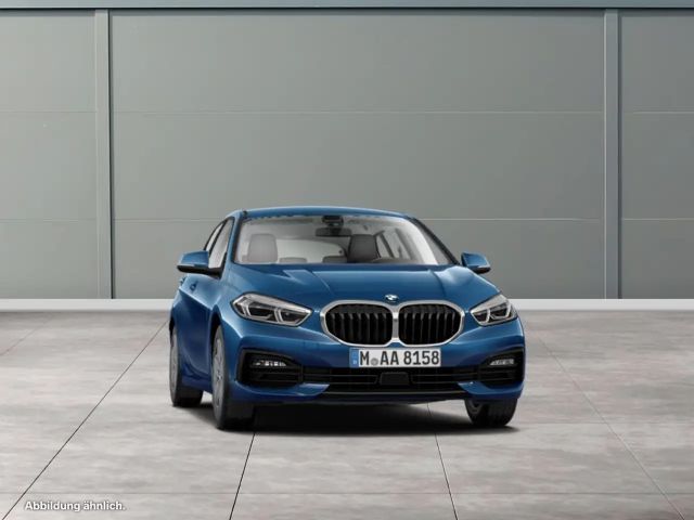BMW 118 118i 5-deurs Sedan