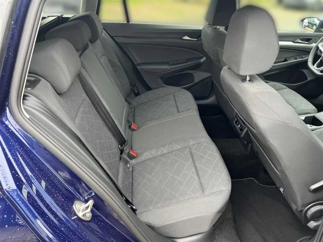 Volkswagen Golf 1.5 eTSI DSG Life