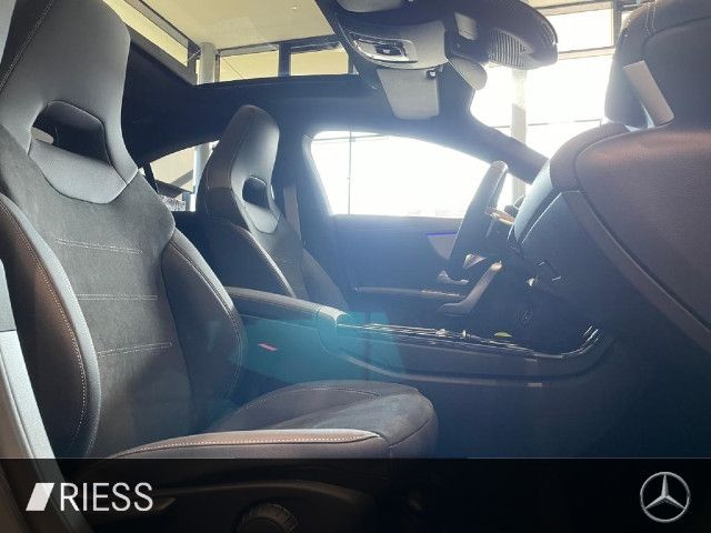 Mercedes-Benz CLA 220 4MATIC Coupé