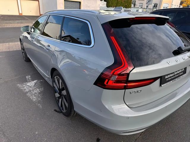 Volvo V90 AWD Plus T6