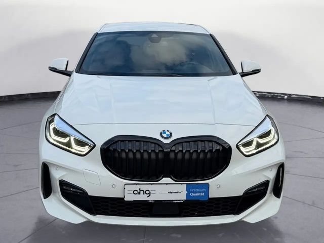 BMW 120 120i M-Sport Sedan