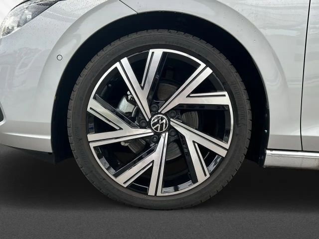 Volkswagen Golf 1.5 eTSI DSG