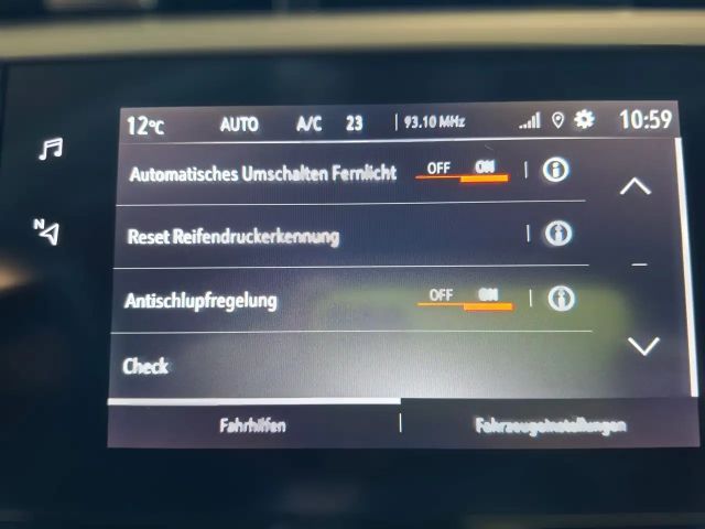 Opel Corsa F e  LED+SHZ+LHZ+KLIMAAUTOMATIK+PDC