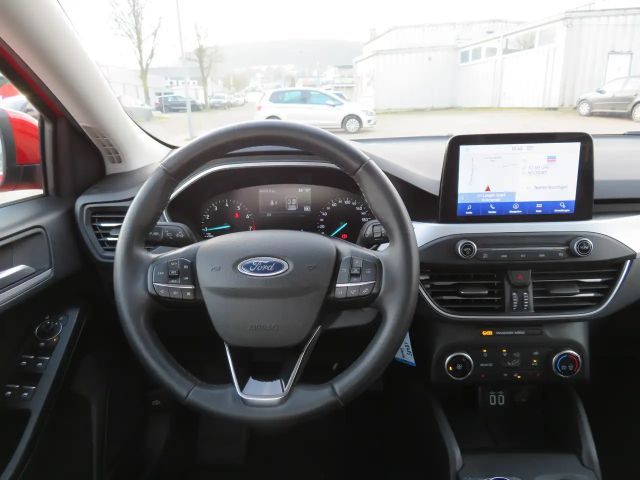 Ford Focus 1.5 Automatik *LED*Navi*Kamera*AHK*Standheizung*