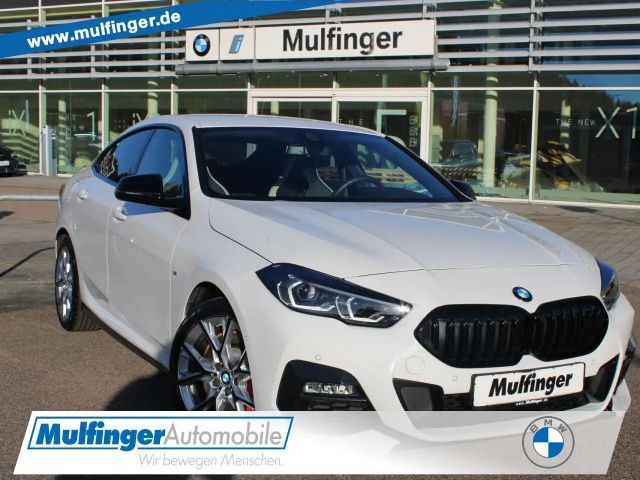 BMW 220 220i Coupé M-Sport