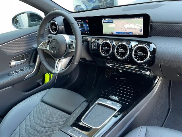 Mercedes-Benz A 200 Progressive