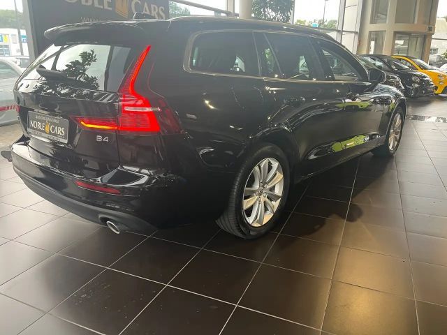 Volvo V60 Momentum