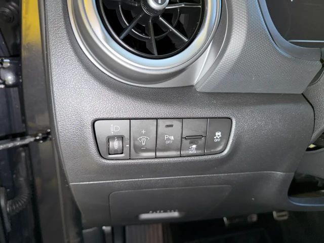 Hyundai Kona 2WD Electric Select