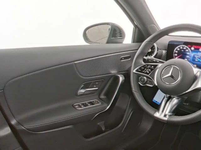 Mercedes-Benz A 180 A 180 Advanced RFK*MBUX*SHZ*LED*AppleCarPlay*etc
