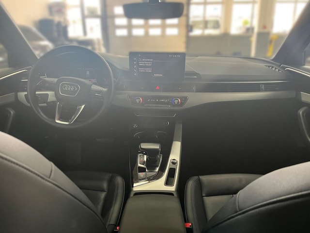 Audi A4 40 TDI Avant S-Tronic