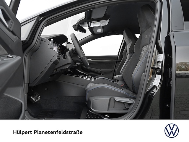 Volkswagen Golf 1.5 eTSI Golf VIII R-Line