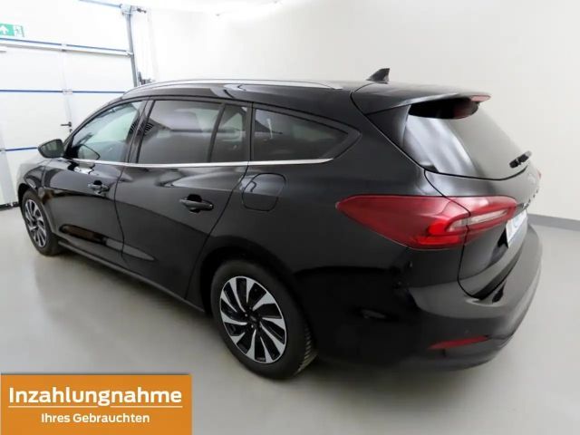 Ford Focus Titanium Wagon