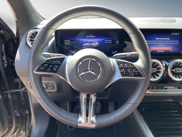 Mercedes-Benz EQA 300 4MATIC