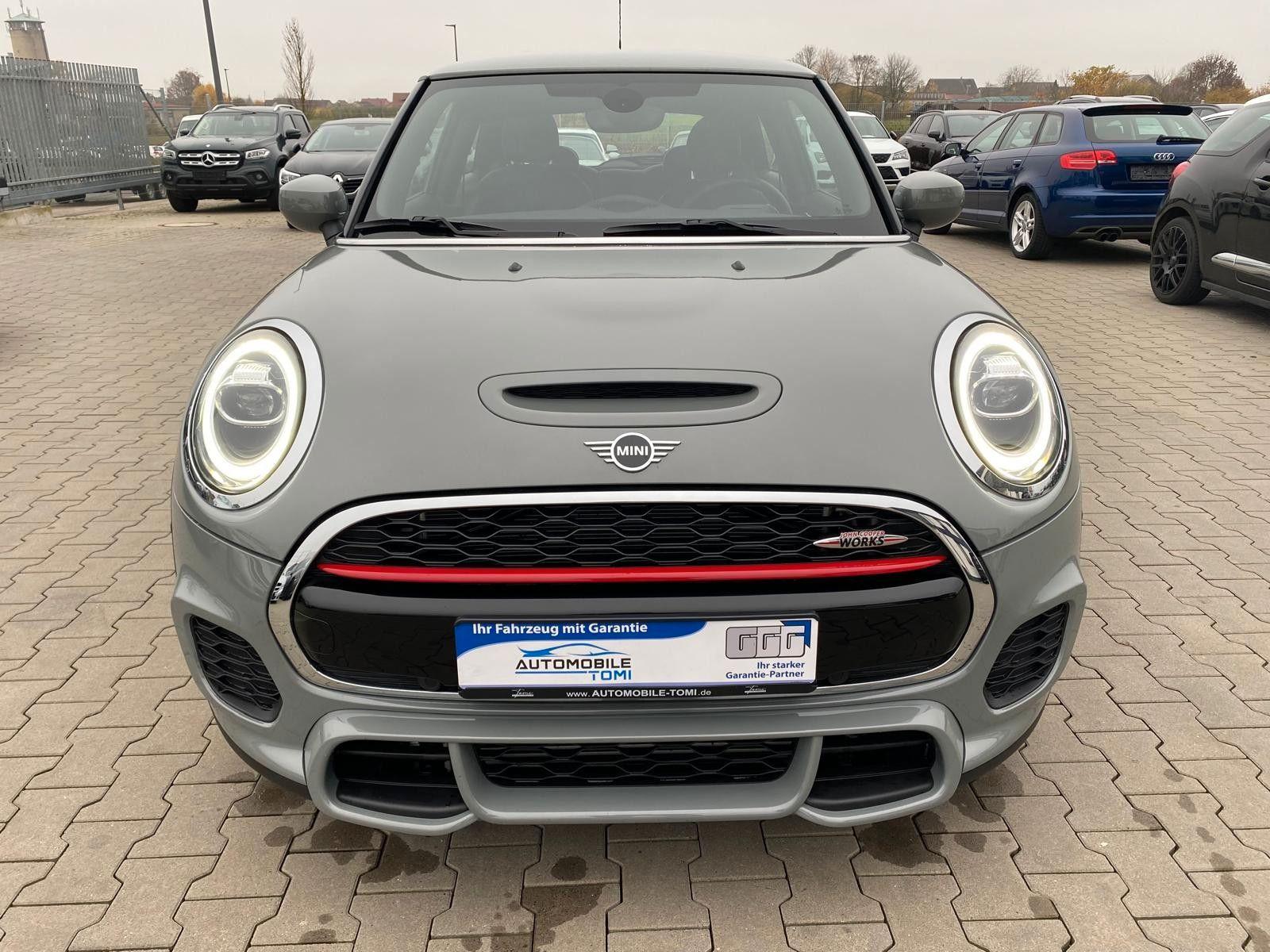 MINI Cooper 3-deurs John Cooper Works