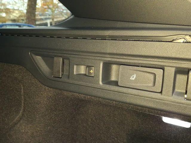 Skoda Superb 2.0 TDI Combi Sportline