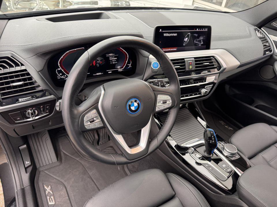 BMW iX3 iX3