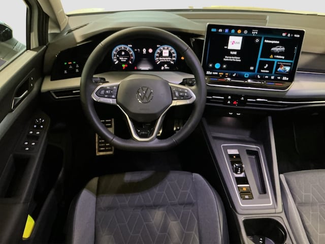 Volkswagen Golf 1.5 eTSI DSG Golf VIII