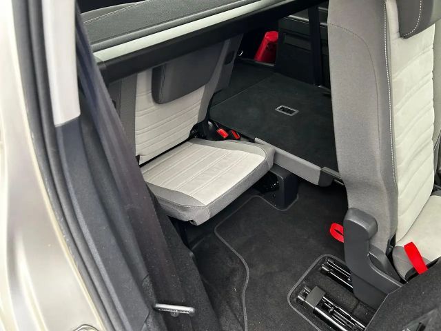 Volkswagen Touran 2.0 TDI DSG Highline