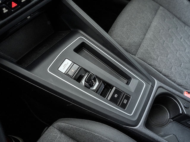 Volkswagen Golf 1.5 eTSI DSG Golf VIII Move