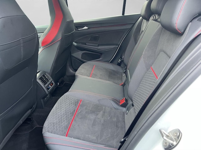 Volkswagen Golf GTI Style