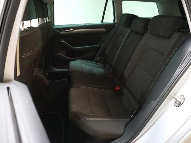 Volkswagen Passat 2.0 TDI Business DSG