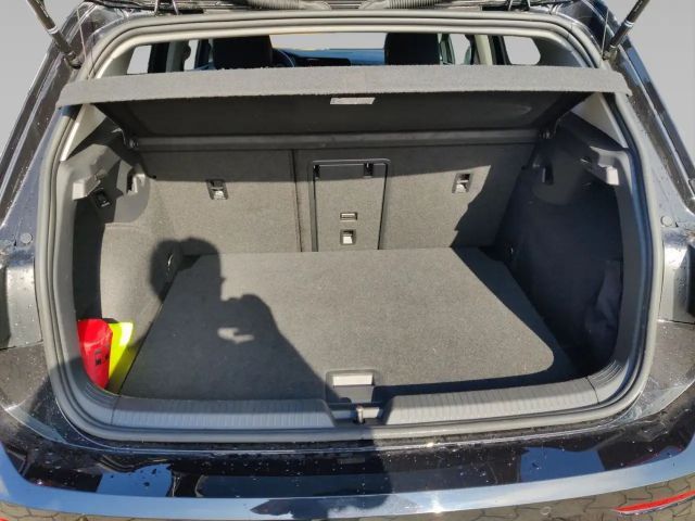 Volkswagen Golf 1.5 eTSI Golf VIII Move