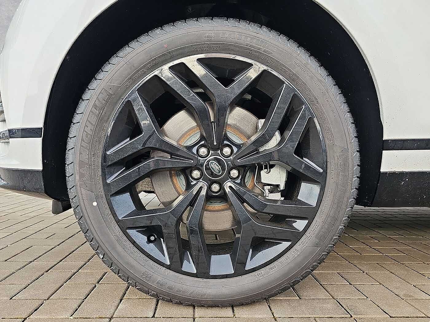 Land Rover Range Rover Velar Dynamic SE