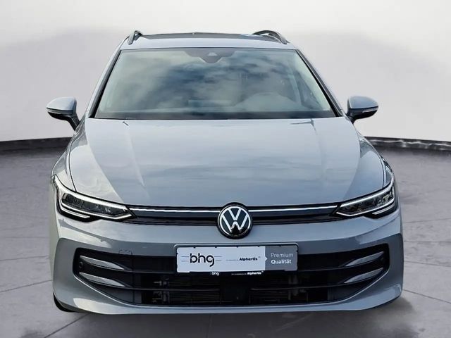 Volkswagen Golf Life Variant