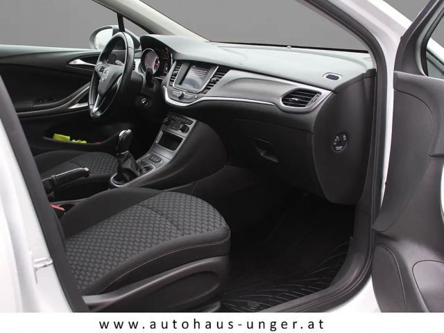 Opel Astra Edition Sports Tourer Turbo