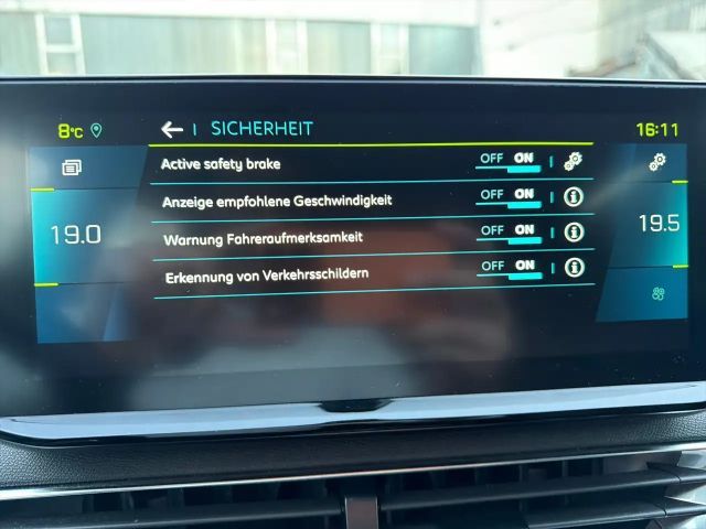 Peugeot 3008 1.6 225 A llure LED+Navi+SHZ+2xKlima+Kam.