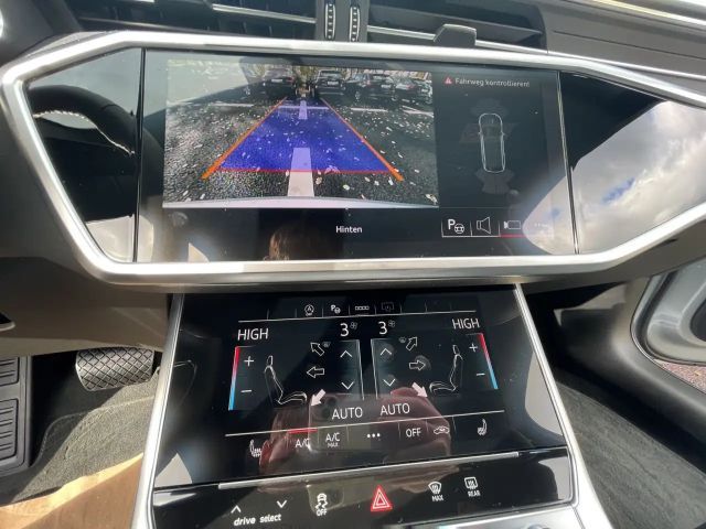 Audi A6 45 TFSI Avant Quattro