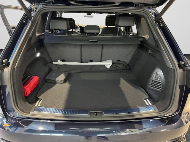 Volkswagen Touareg 4Motion R-Line Sound