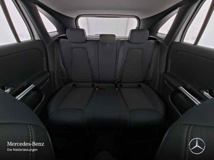 Mercedes-Benz GLA 180 Progressive