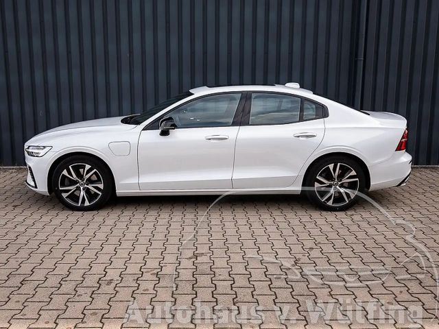 Volvo S60 AWD R-Design Recharge