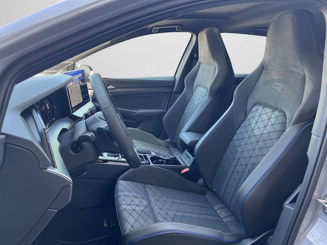 Volkswagen Golf DSG R-Line