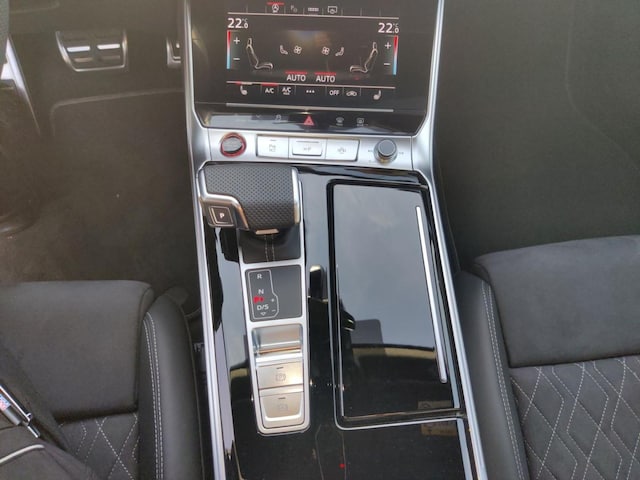 Audi S6 Avant Quattro